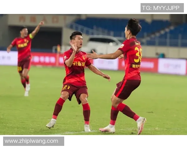 广州羽毛球队以69分领跑世界锦标赛积分榜展现强劲实力 广州羽毛球队以69分领跑世界锦标赛积分榜展现强劲实力